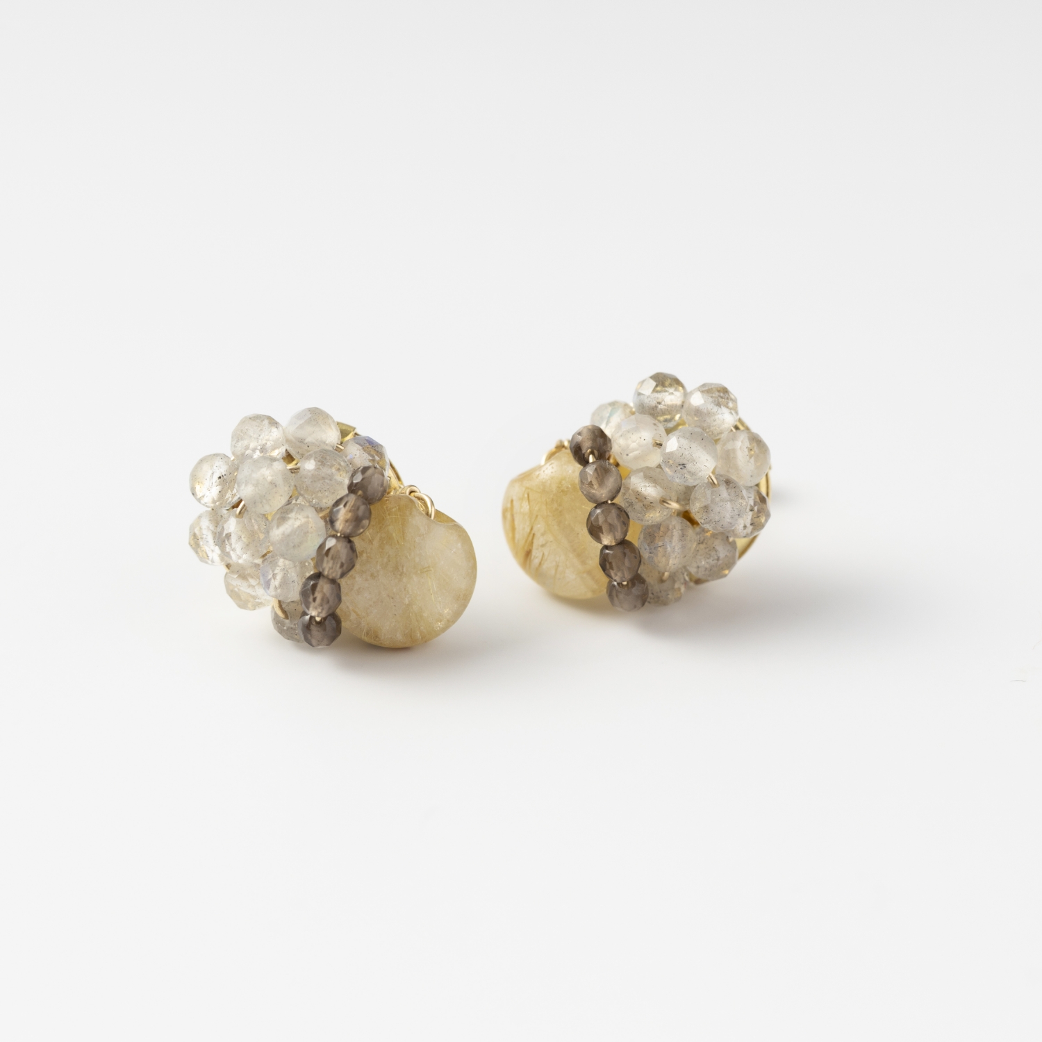 La mascotte/フィルピアス　ルチルクォーツ