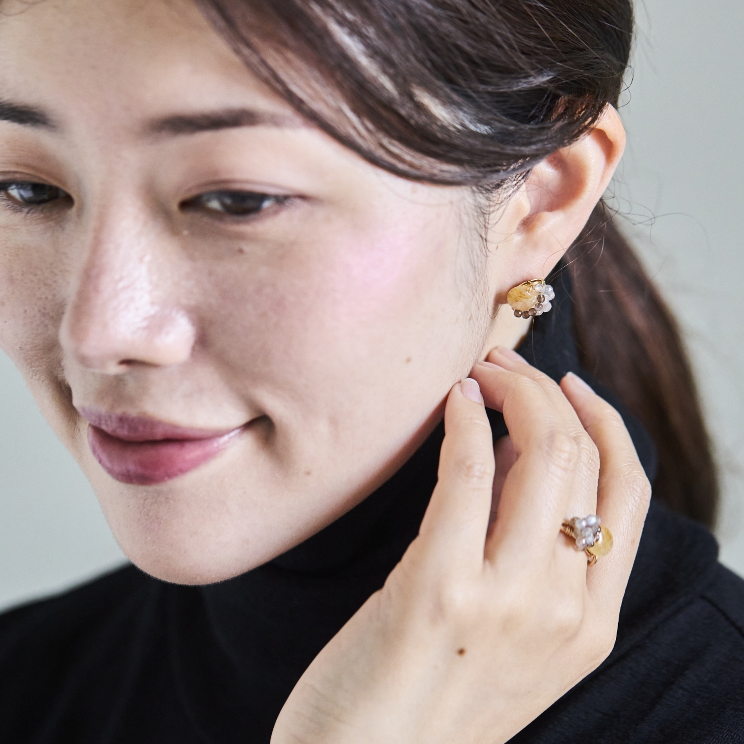 La mascotte/フィルピアス　ルチルクォーツ