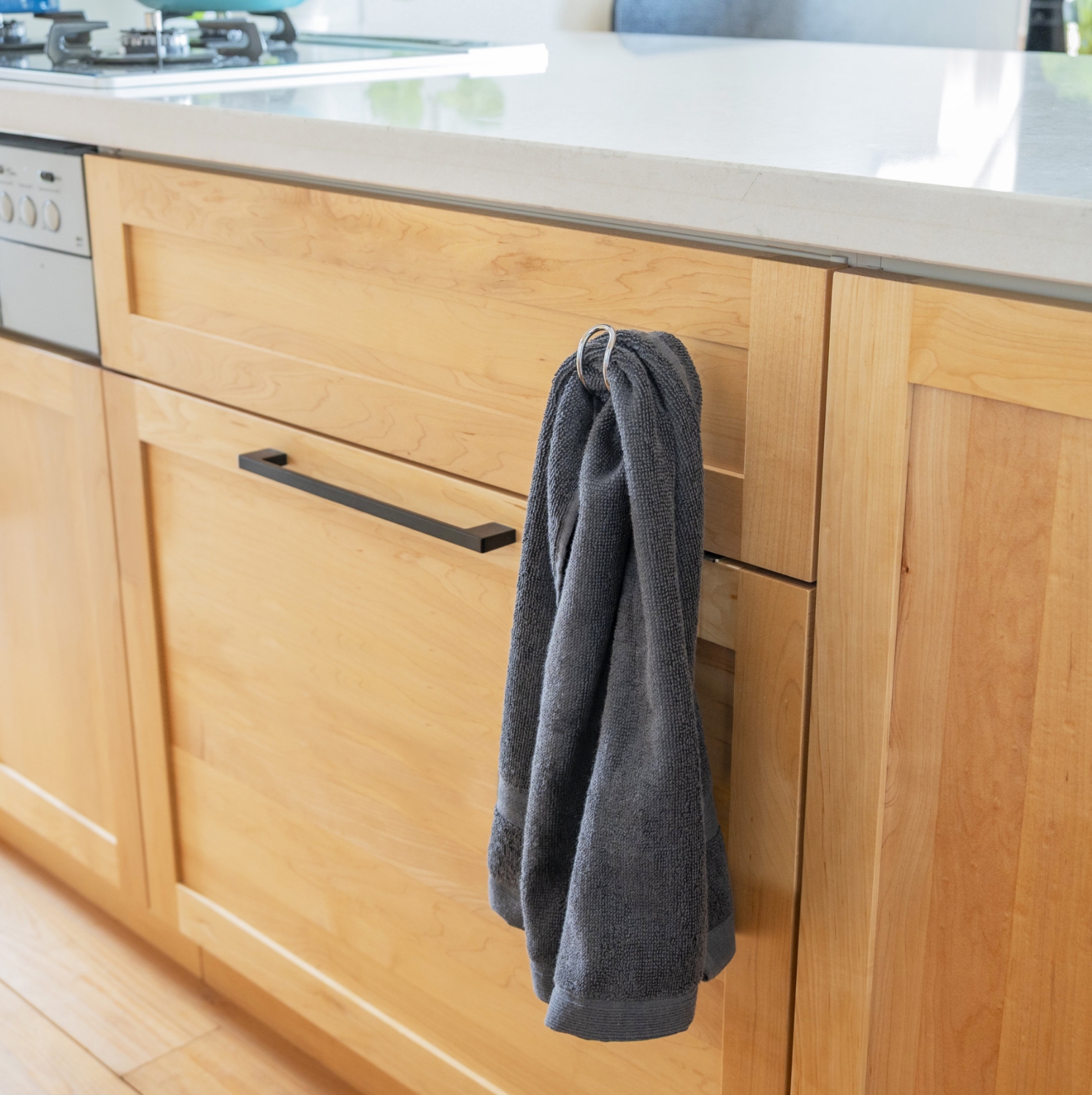 bws SELECTION/すっきり暮らす 浮いてみえるタオルホルダー ロータイプ