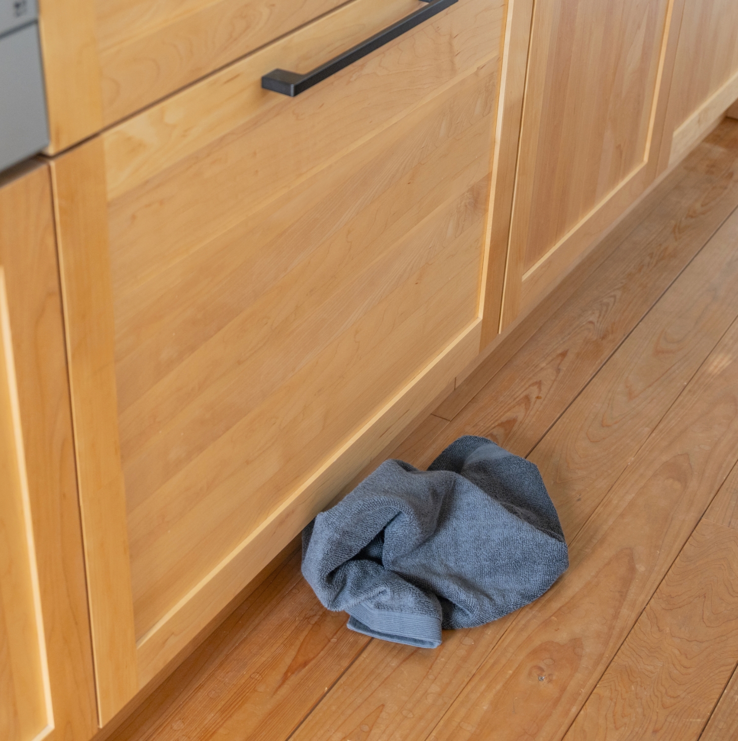 bws SELECTION/すっきり暮らす 浮いてみえるタオルホルダー ロータイプ