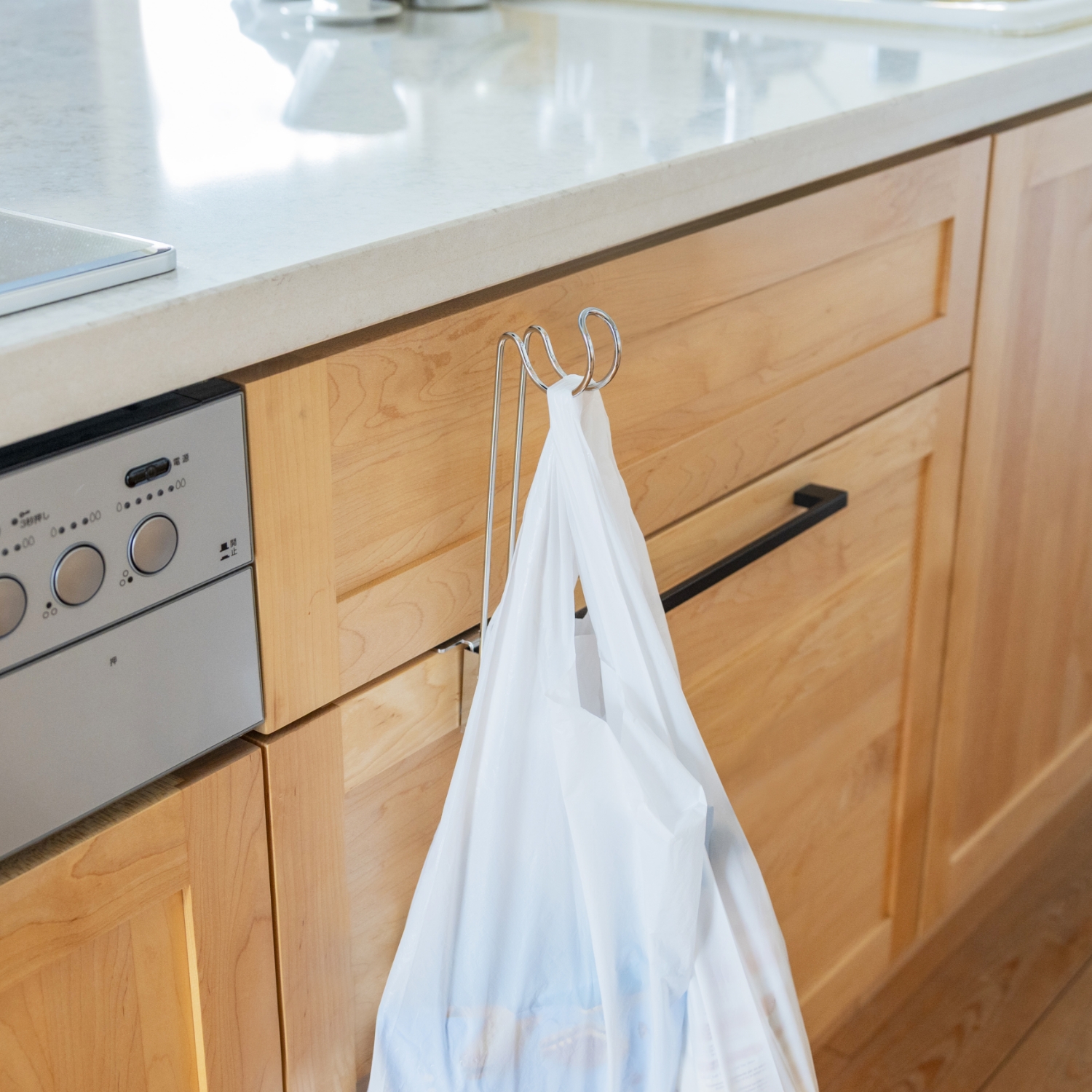 bws SELECTION/すっきり暮らす 浮いてみえるタオルホルダー ハイタイプ