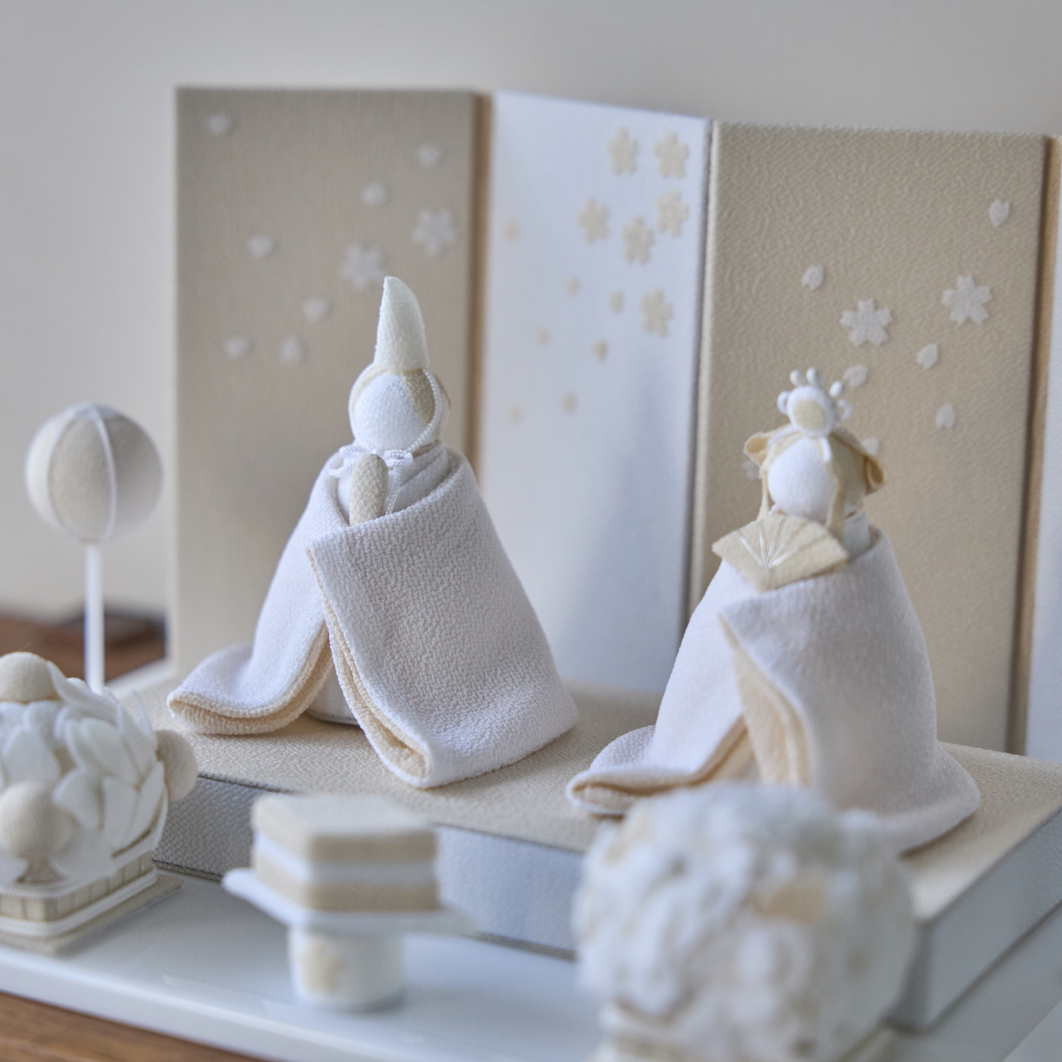 KYOTO YUMEMIYA/白粋 桜舞うお雛様