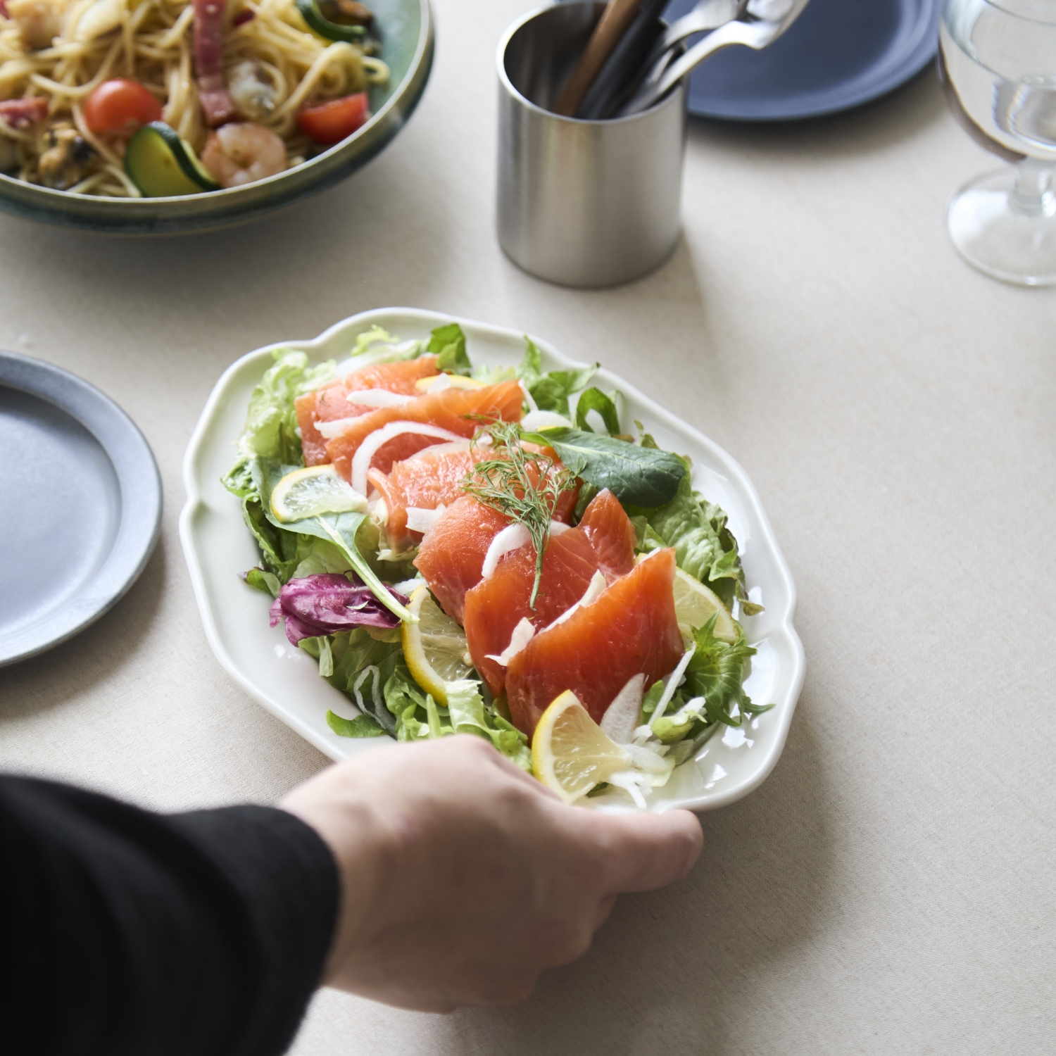 かもめ製作所/花リムオーバルプレート