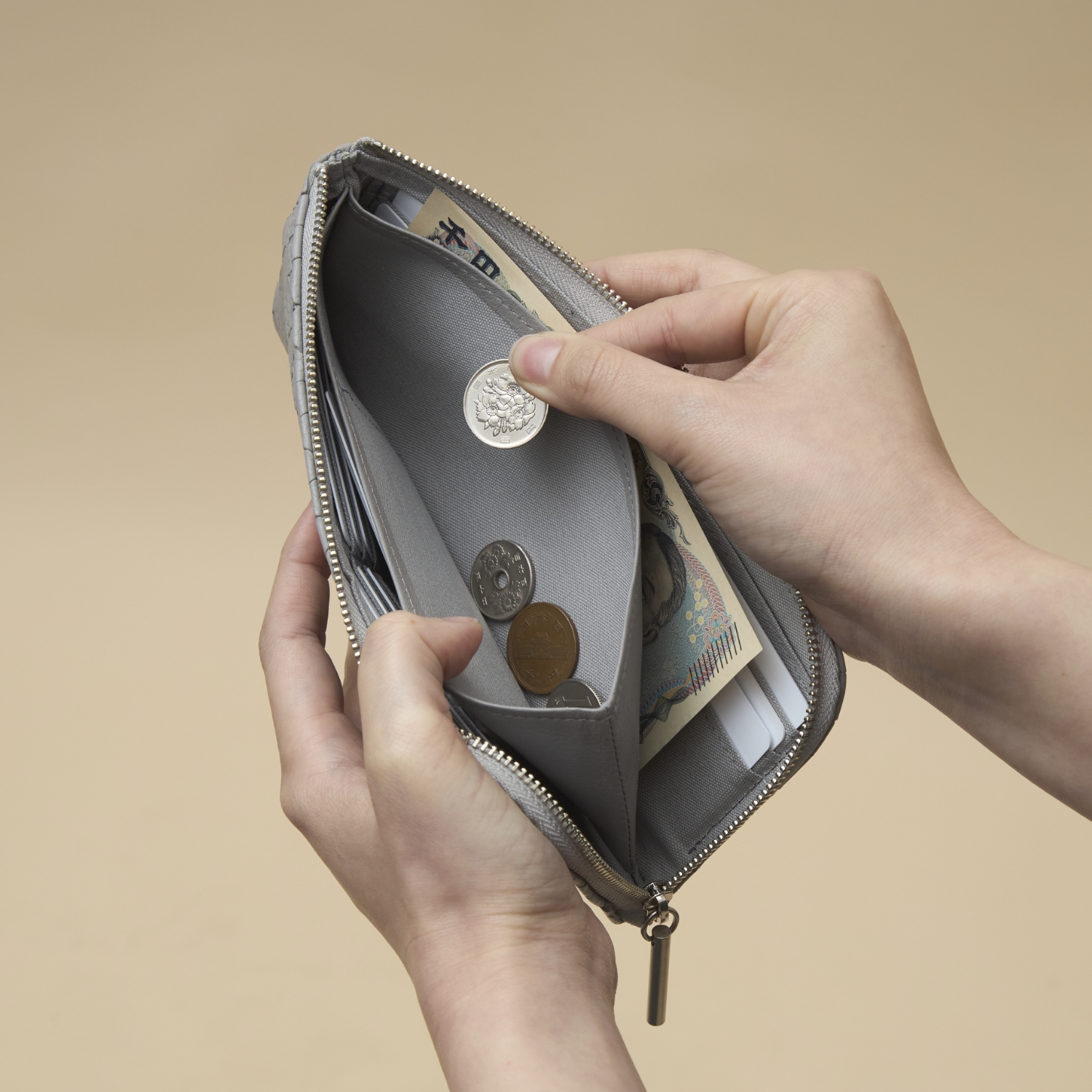 POMTATA/DRIA L-ZIP LONG WALLET