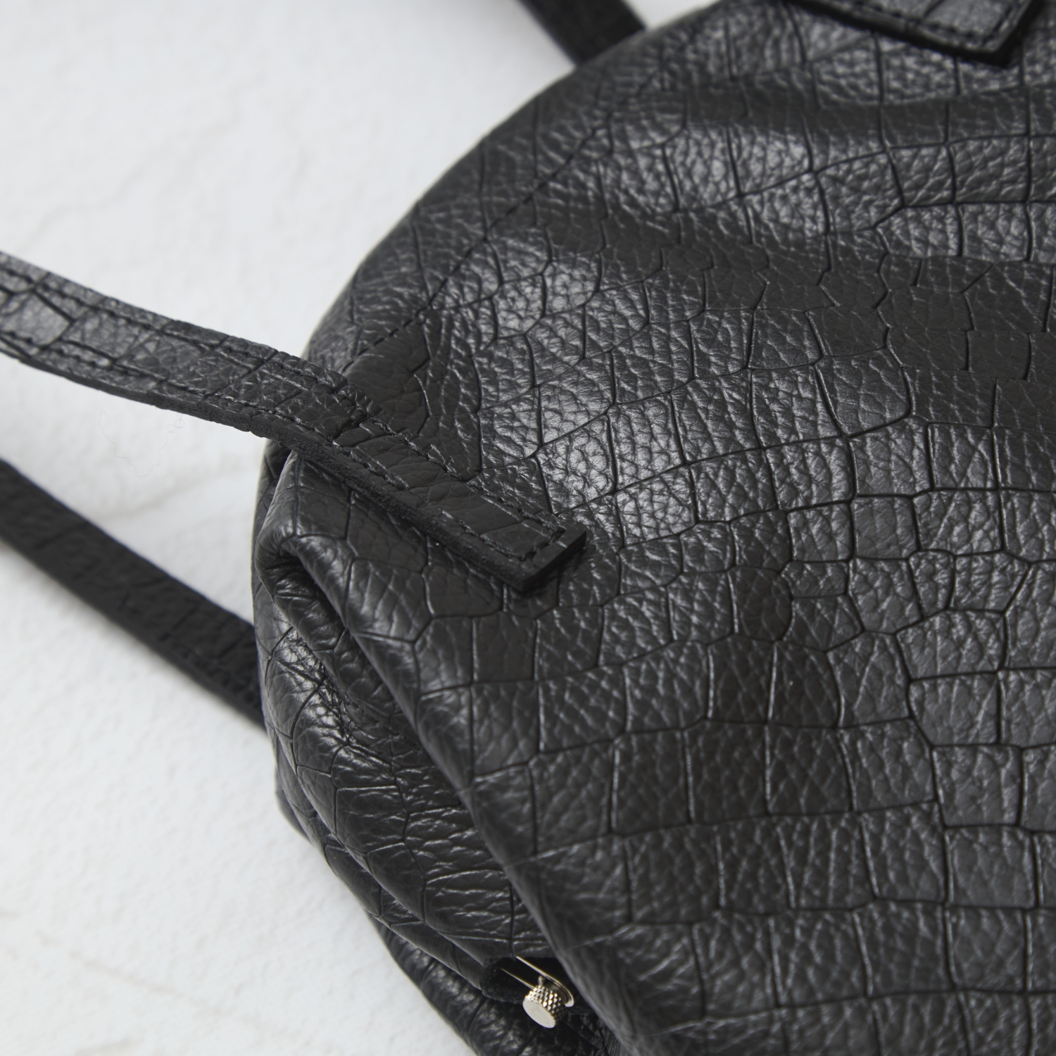 POMTATA/DLIA FRAME SAC ブラック