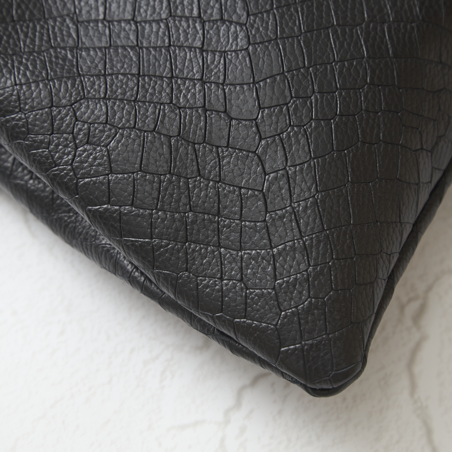 POMTATA/DLIA FRAME SAC ブラック