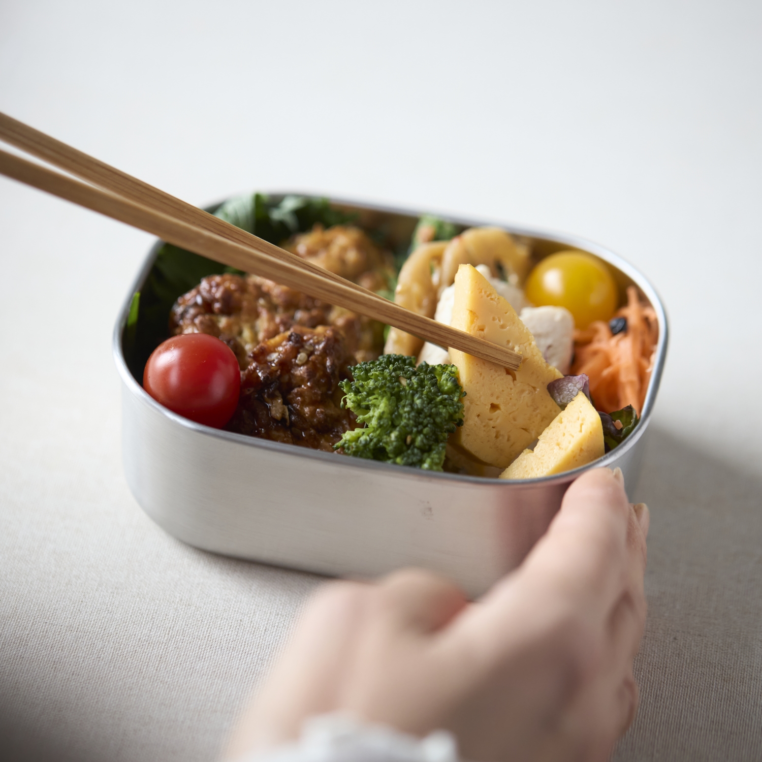 角弁当箱 小1段