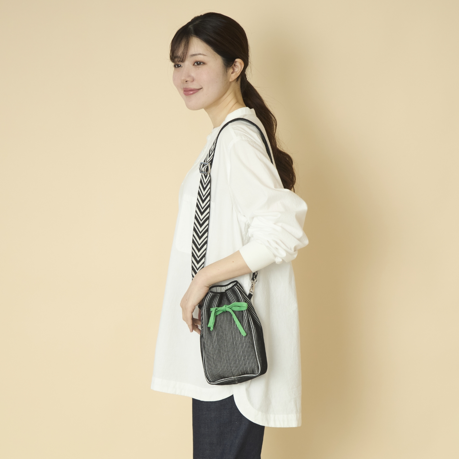 TRICOTE/RIB POUCH BAG