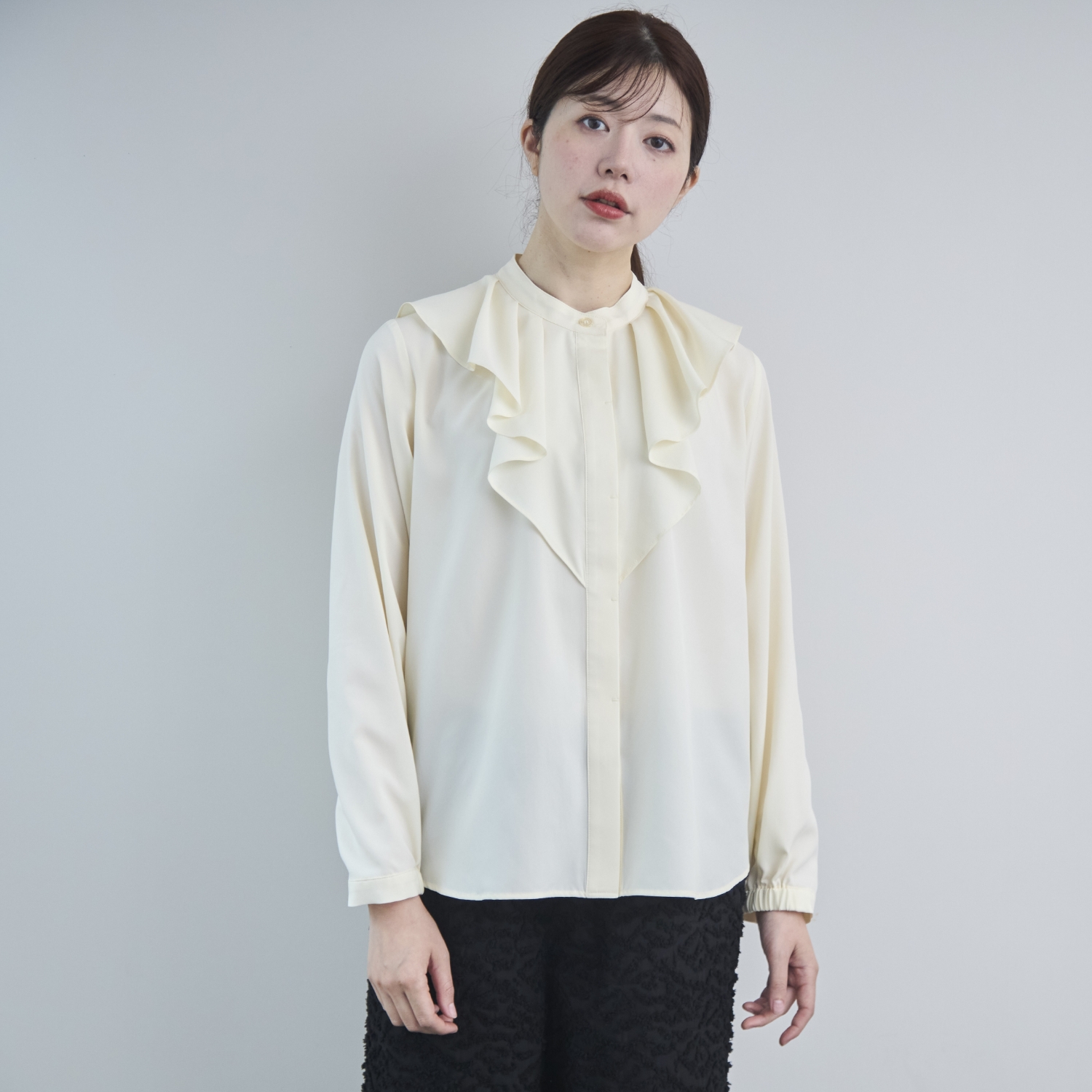 STELLA CIFFON/フリルヨークウォッシャブルブラウス