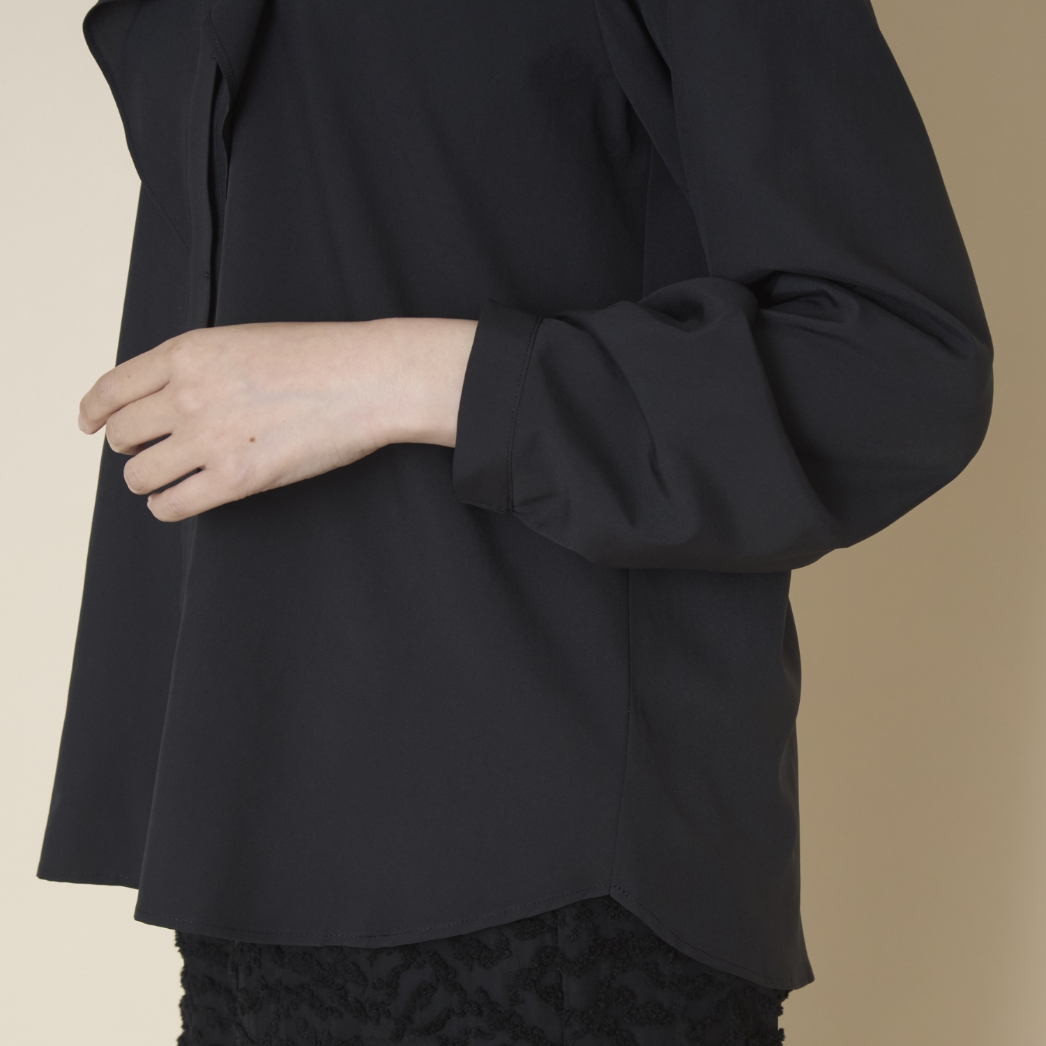 STELLA CIFFON/フリルヨークウォッシャブルブラウス