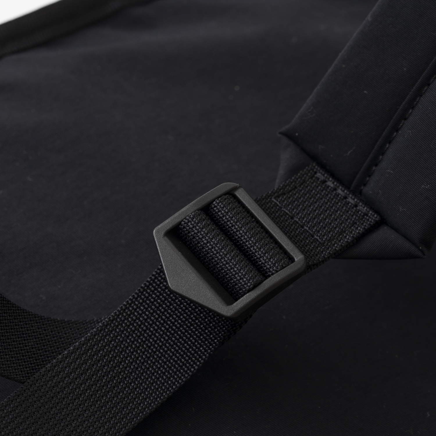 MAISON CANVVAS /NAD RYUCK