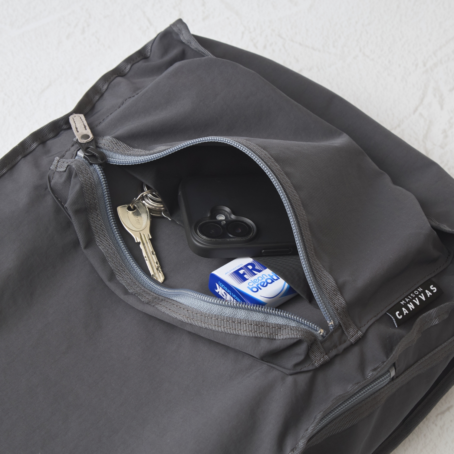 MAISON CANVVAS /NAD RYUCK