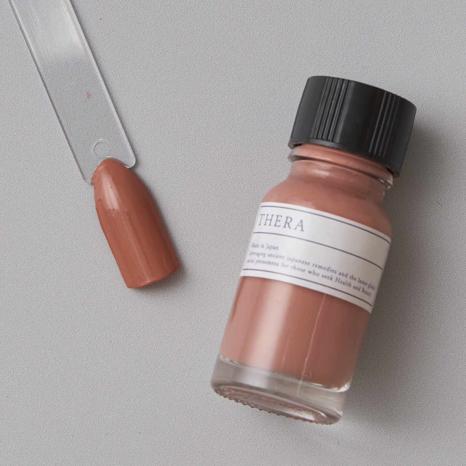 THERA/マニュアンドペディキュアコレクションズ