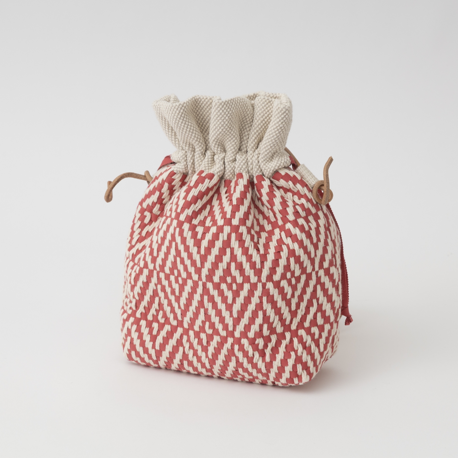 trois temps/リボン織の巾着ポシェット