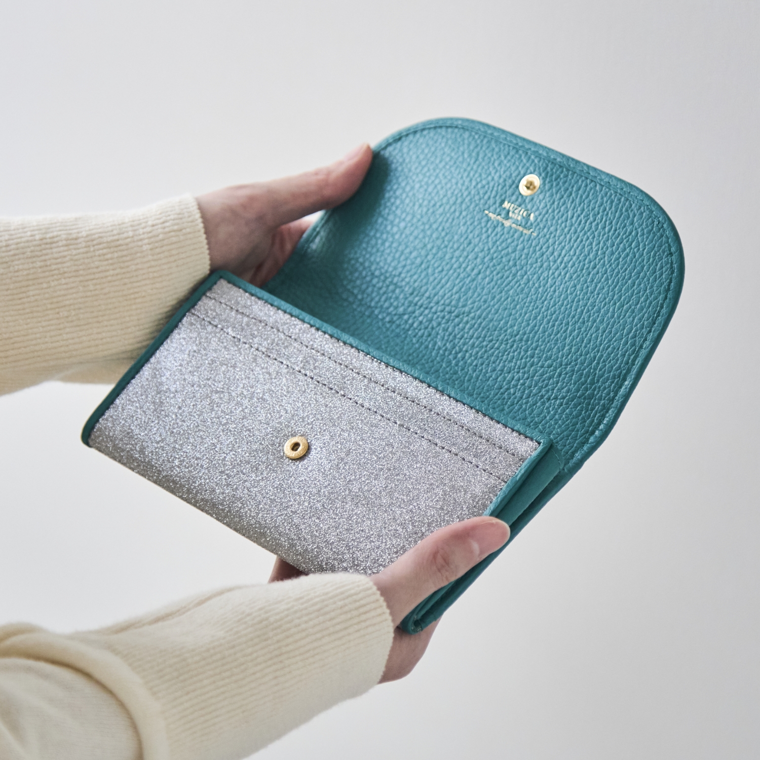 MUZICA VITA/COMBI長財布　バイカラー