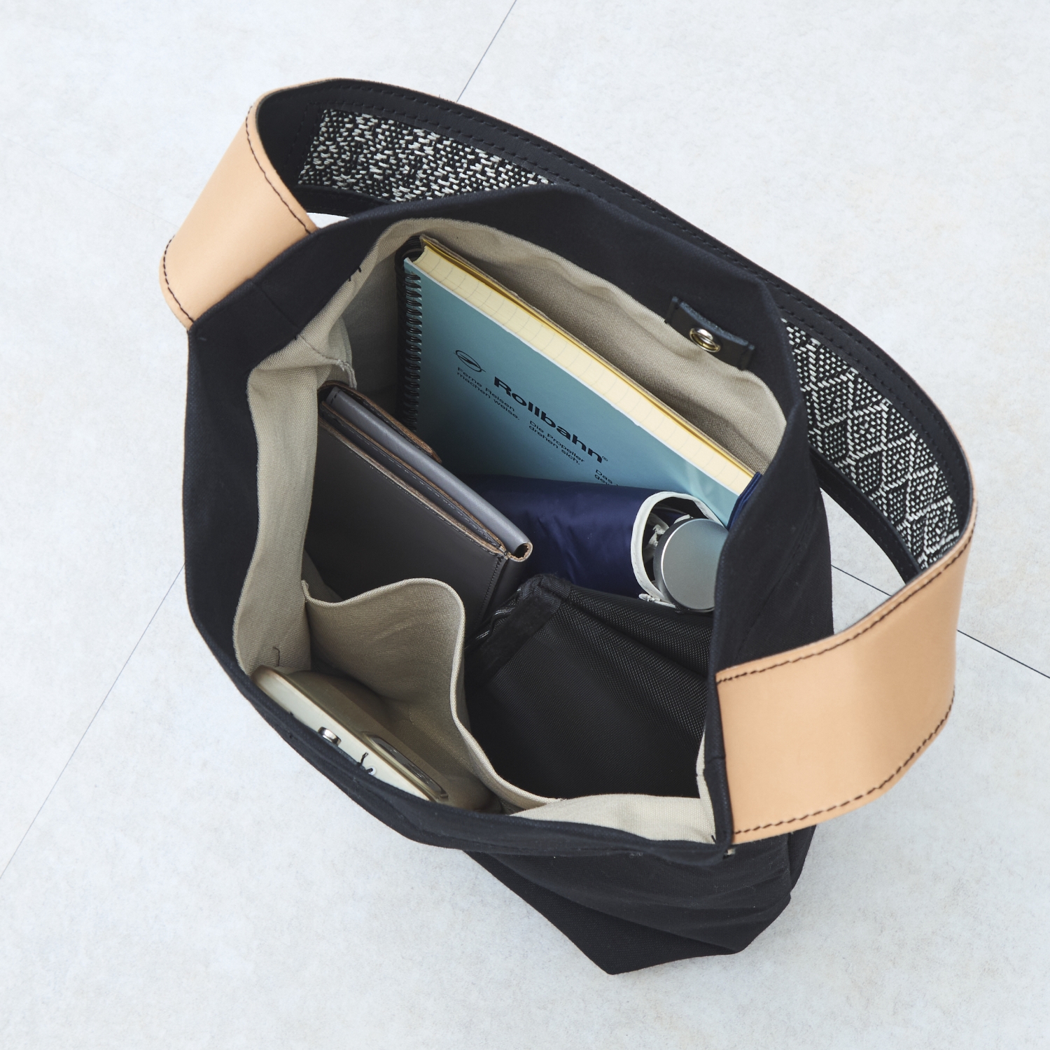 trois temps/シャトルバッグ