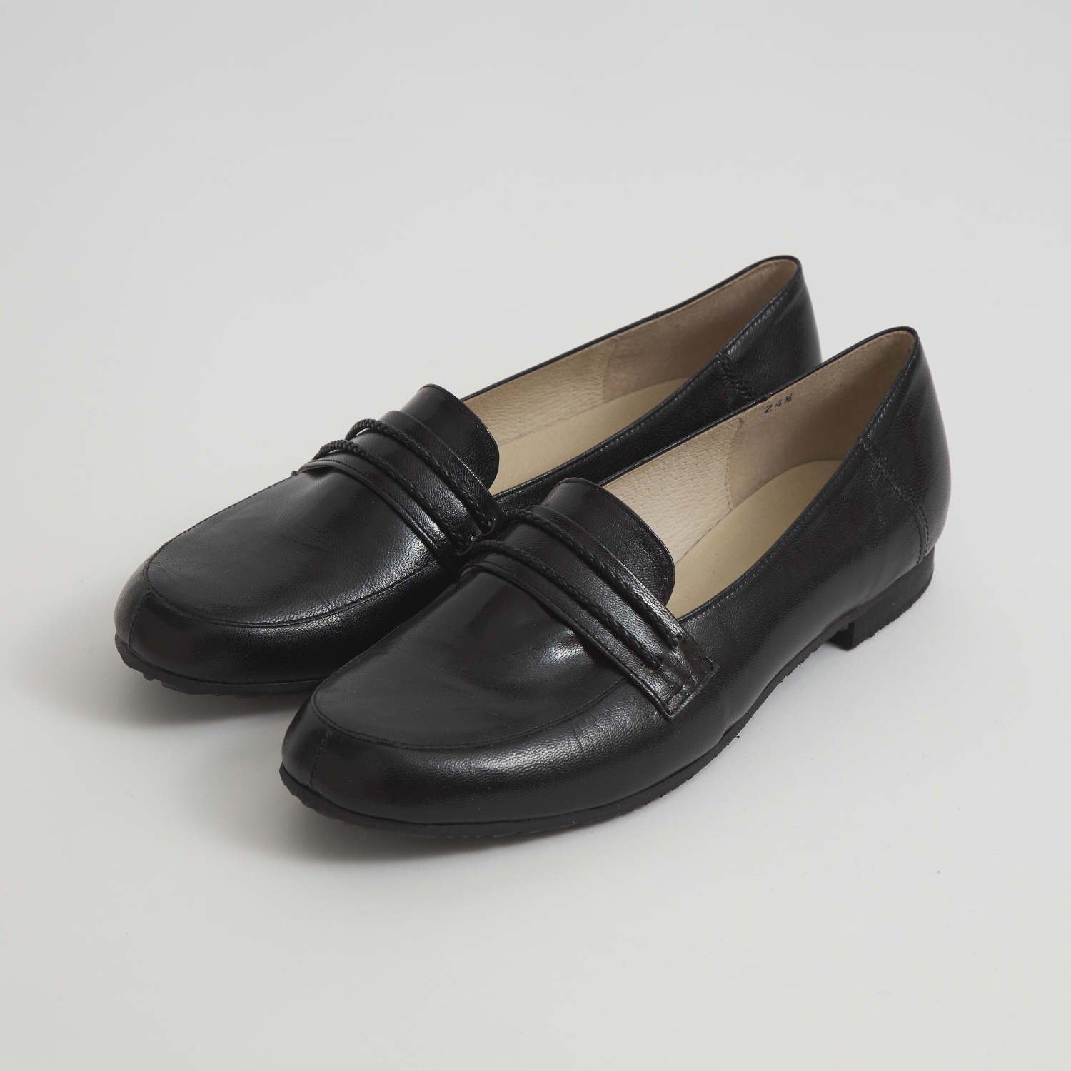 KUTSUNE/LIGHT RIGHT LITHE LOAFER