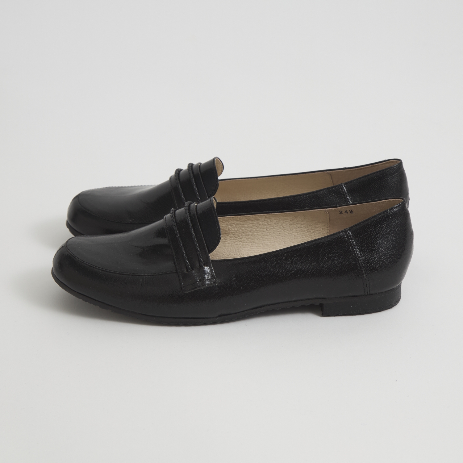 KUTSUNE/LIGHT RIGHT LITHE LOAFER