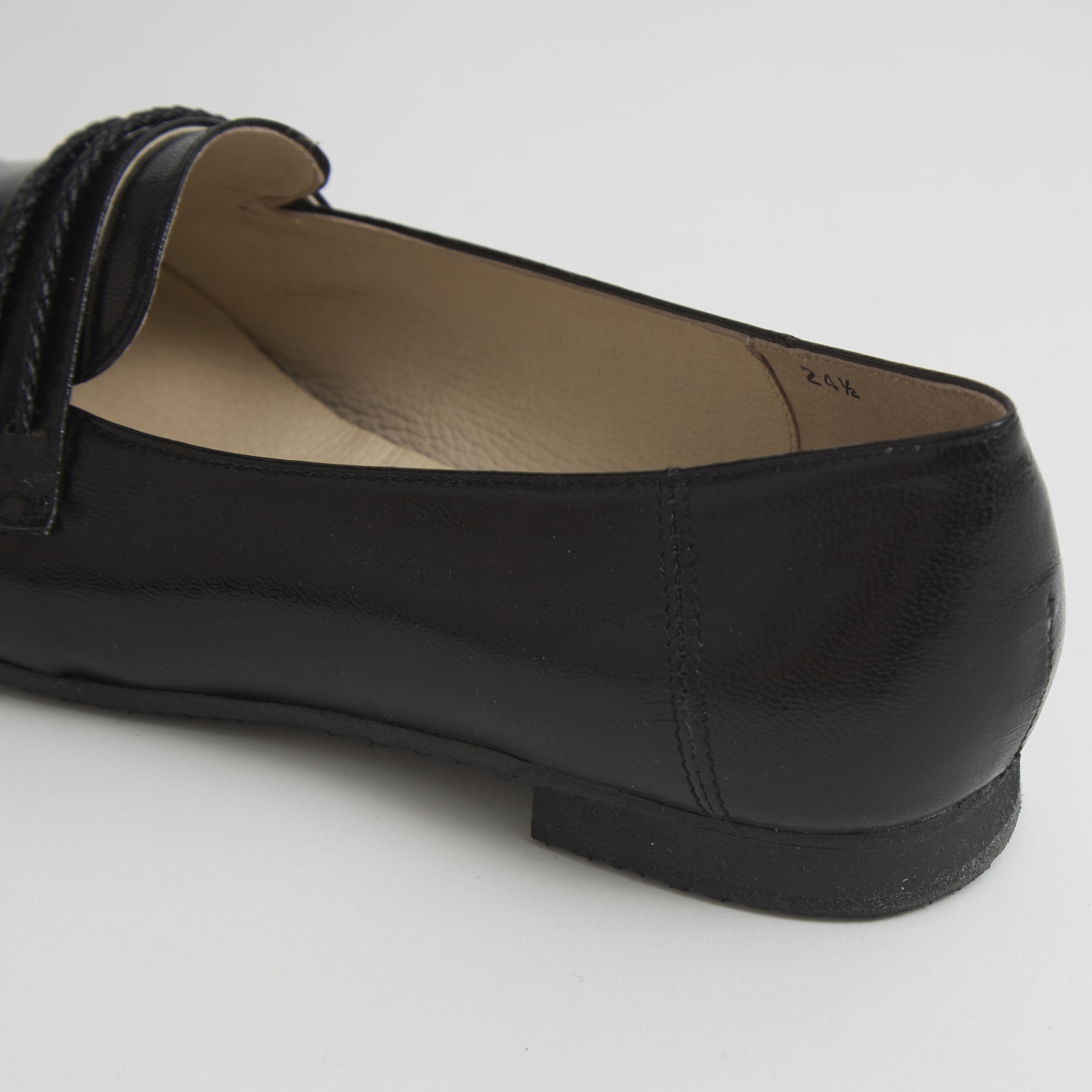 KUTSUNE/LIGHT RIGHT LITHE LOAFER