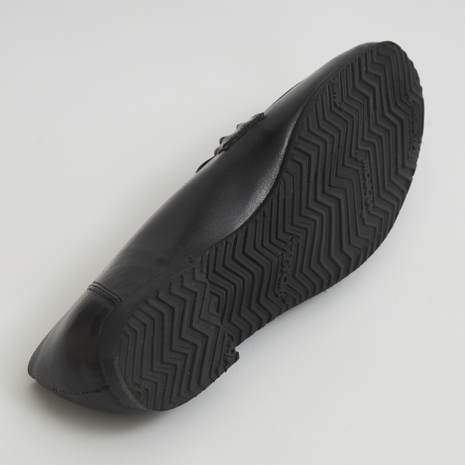 KUTSUNE/LIGHT RIGHT LITHE LOAFER