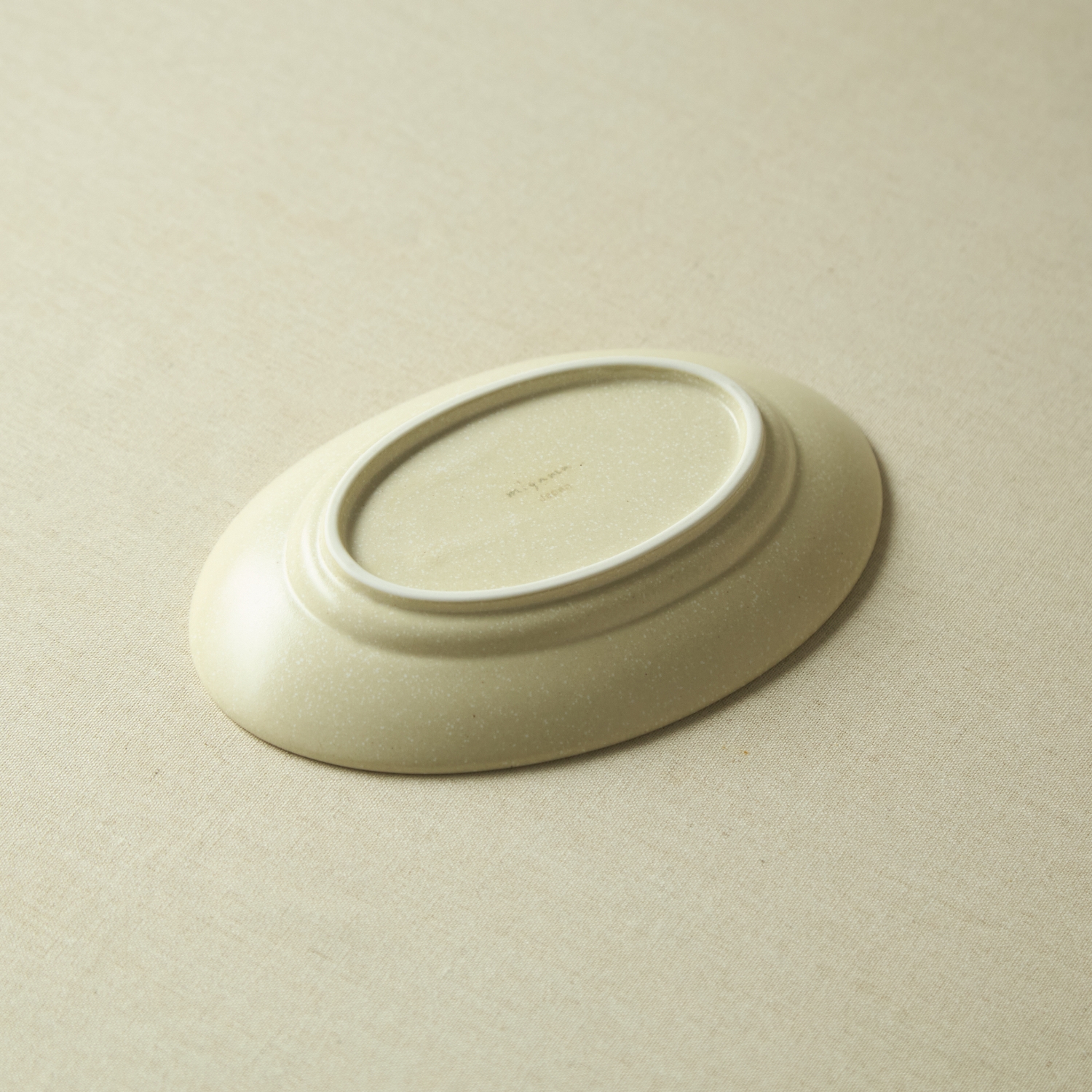 miyama./cadre oval 17cm プラター