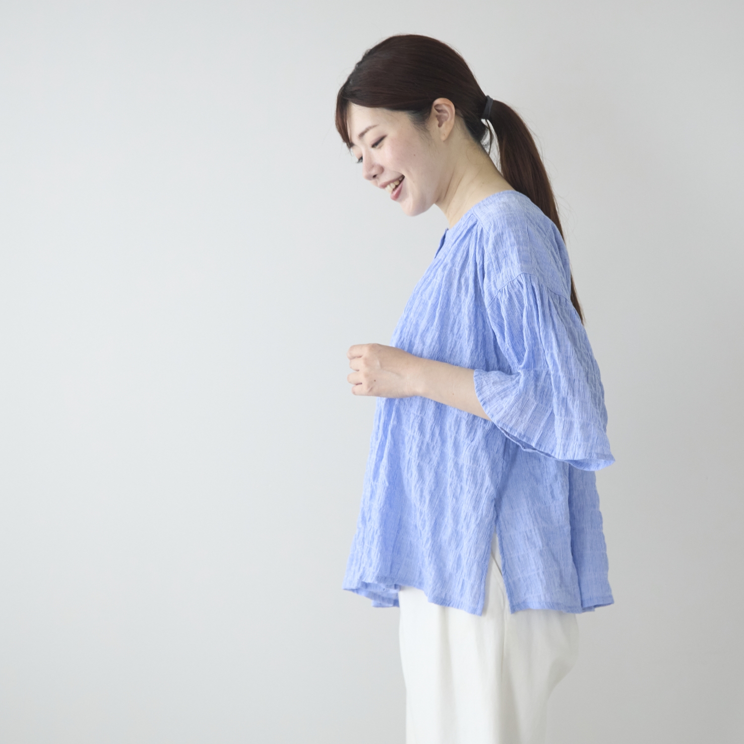 ATELIER EQUAL style/シャーリングストライプブラウス