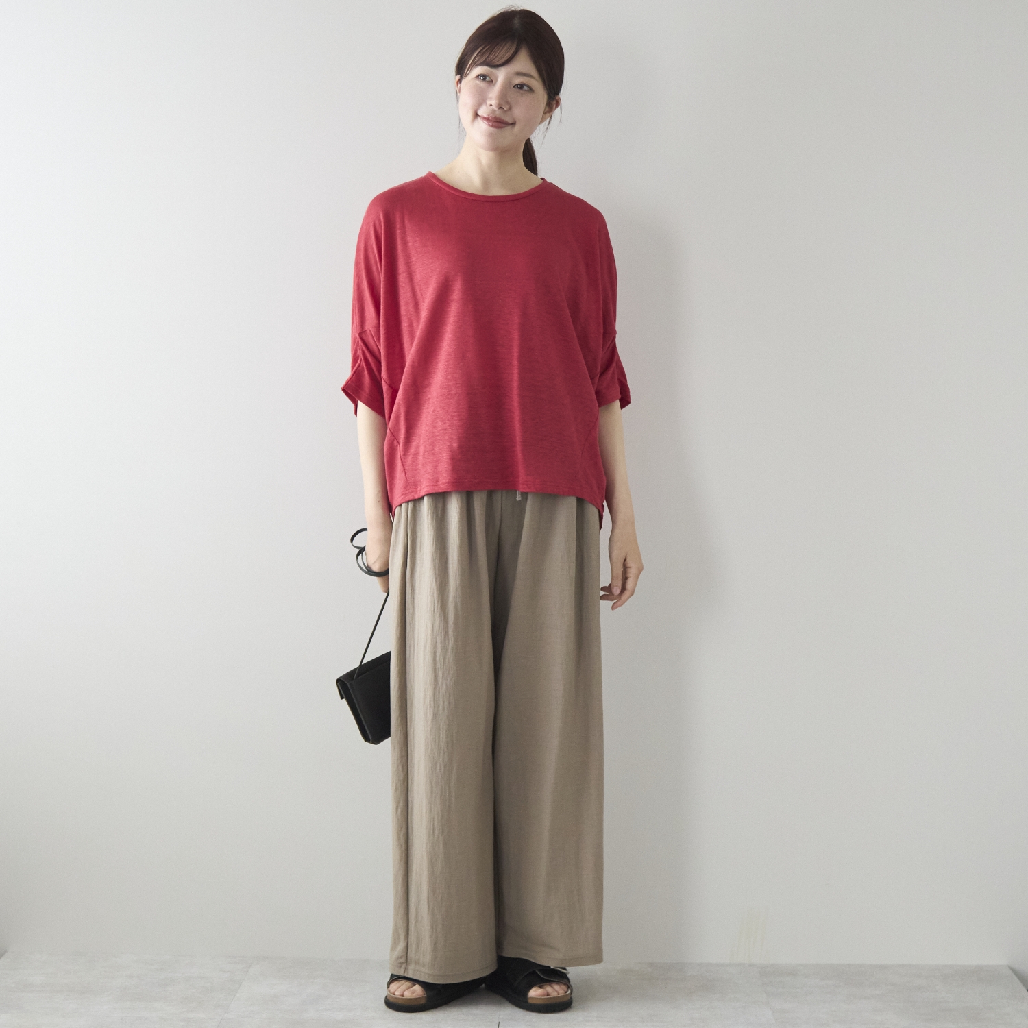 Kilka/接触冷感素材のきれい見えストレッチパンツ