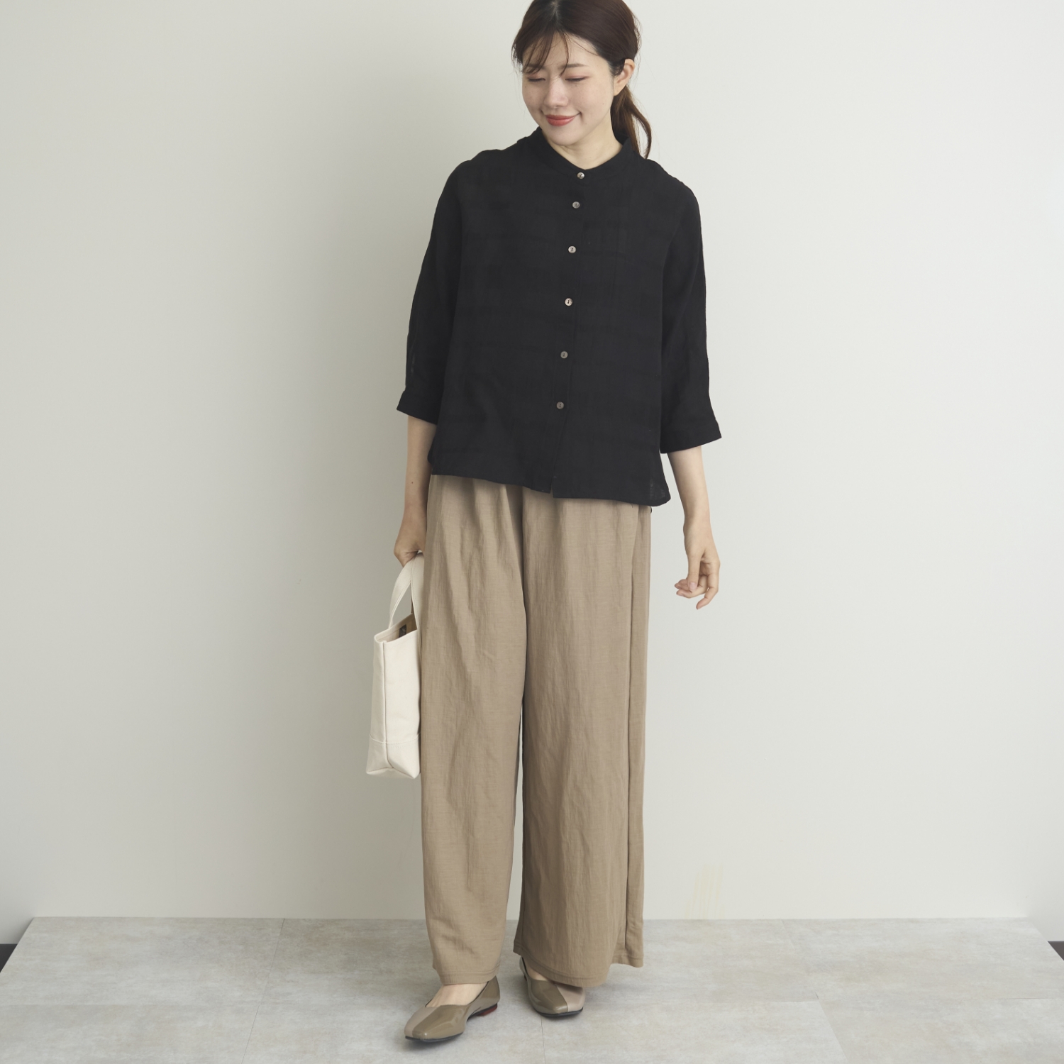 Kilka/接触冷感素材のきれい見えストレッチパンツ