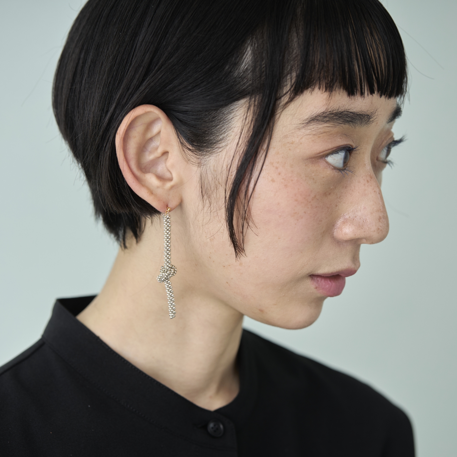 inch"/ビーズピアス TOMI