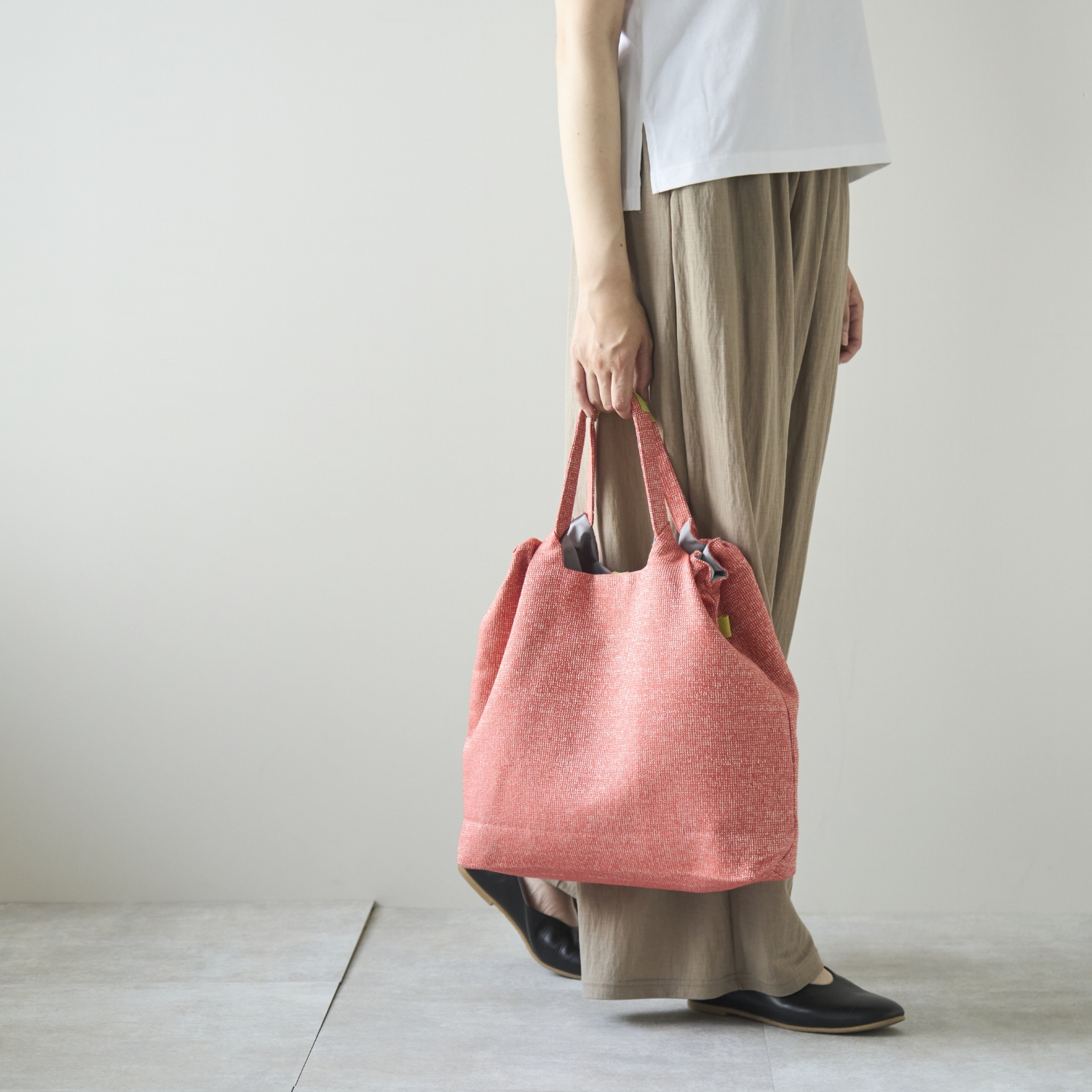 charm/シャーリングバッグ L ドミノ -軽くて丈夫でたっぷり入る、A4