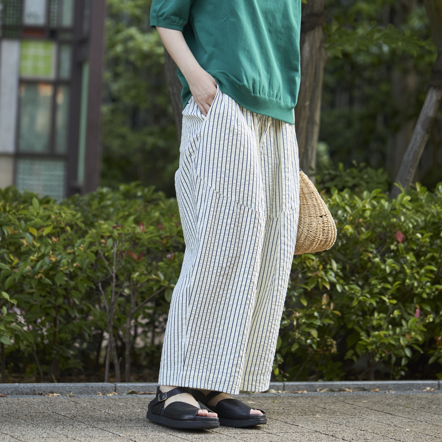 Kilka/風が通るストライプのカーブパンツ