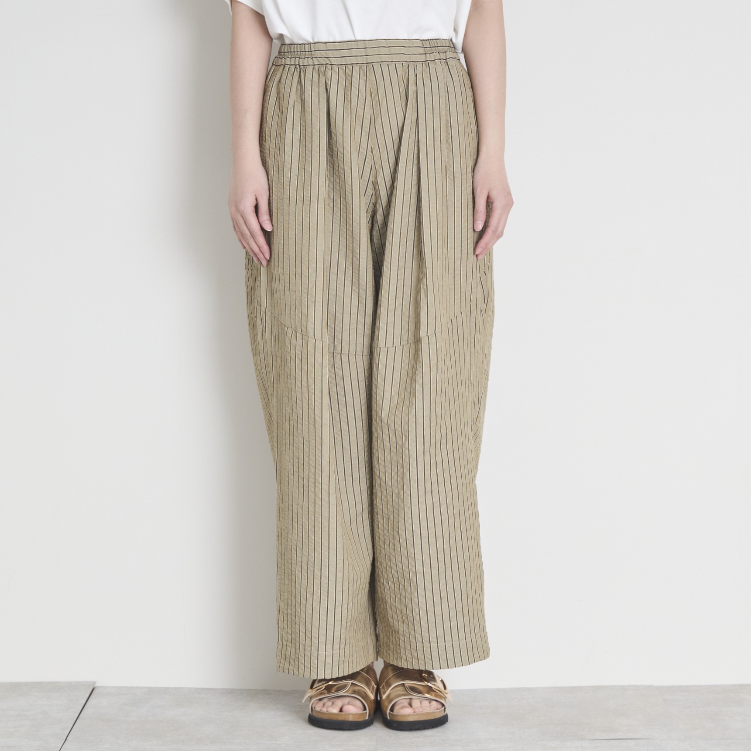 Kilka/風が通るストライプのカーブパンツ