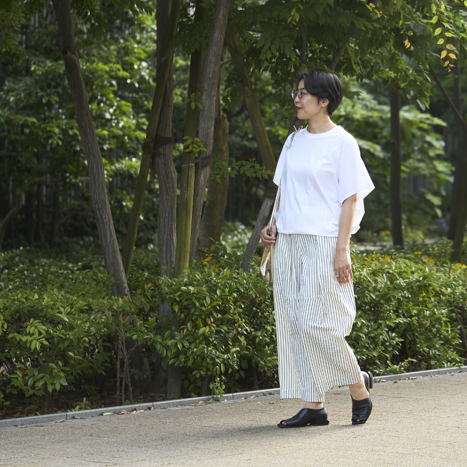 Kilka/風が通るストライプのカーブパンツ