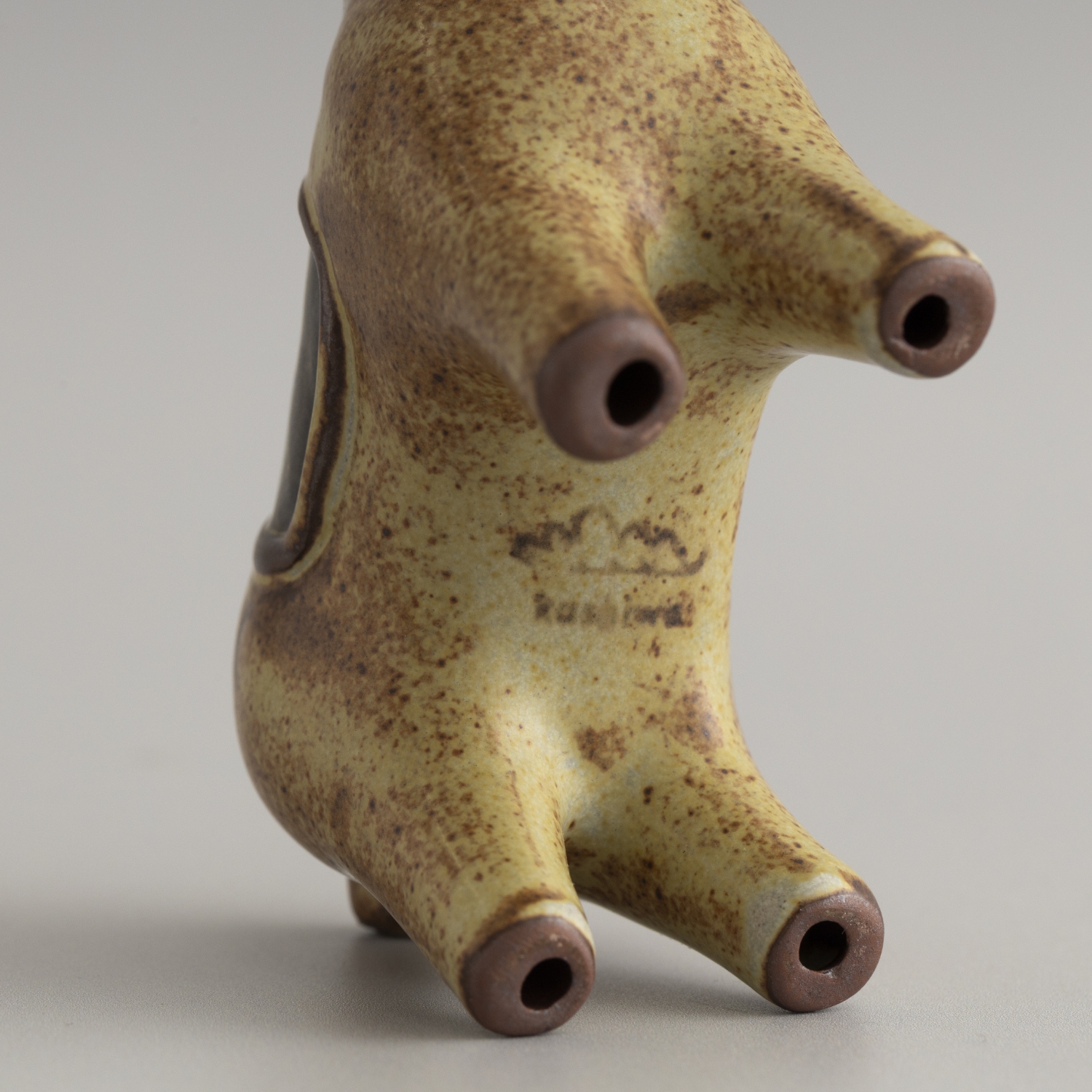 かしわ窯/オブジェ A wooden horse