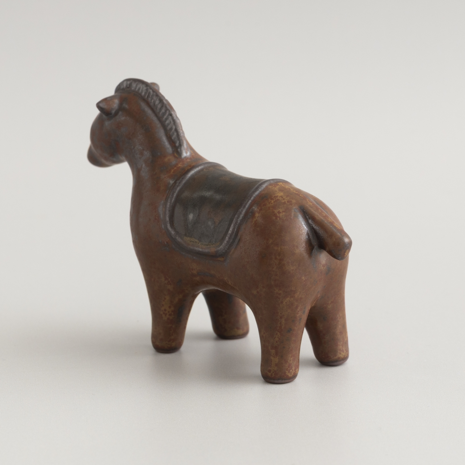 かしわ窯/オブジェ A wooden horse