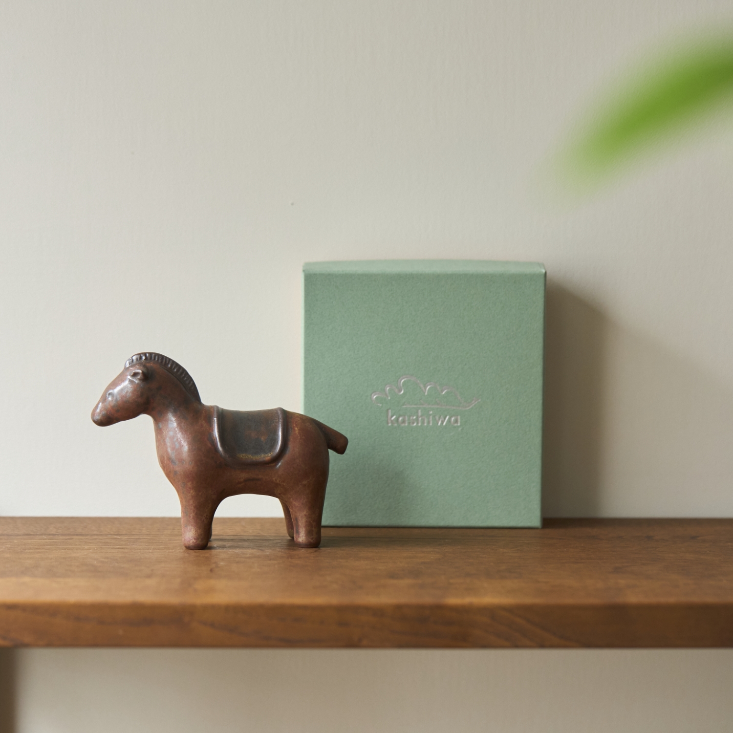 かしわ窯/オブジェ A wooden horse