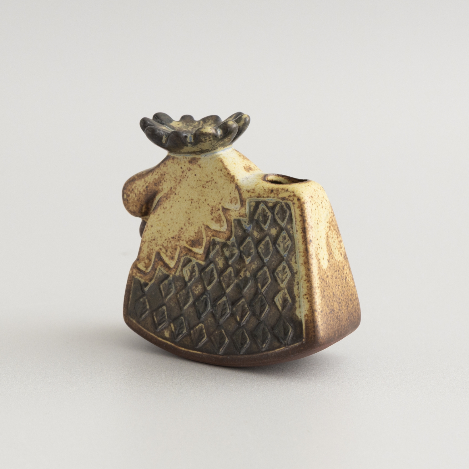 かしわ窯/ベース A small moose
