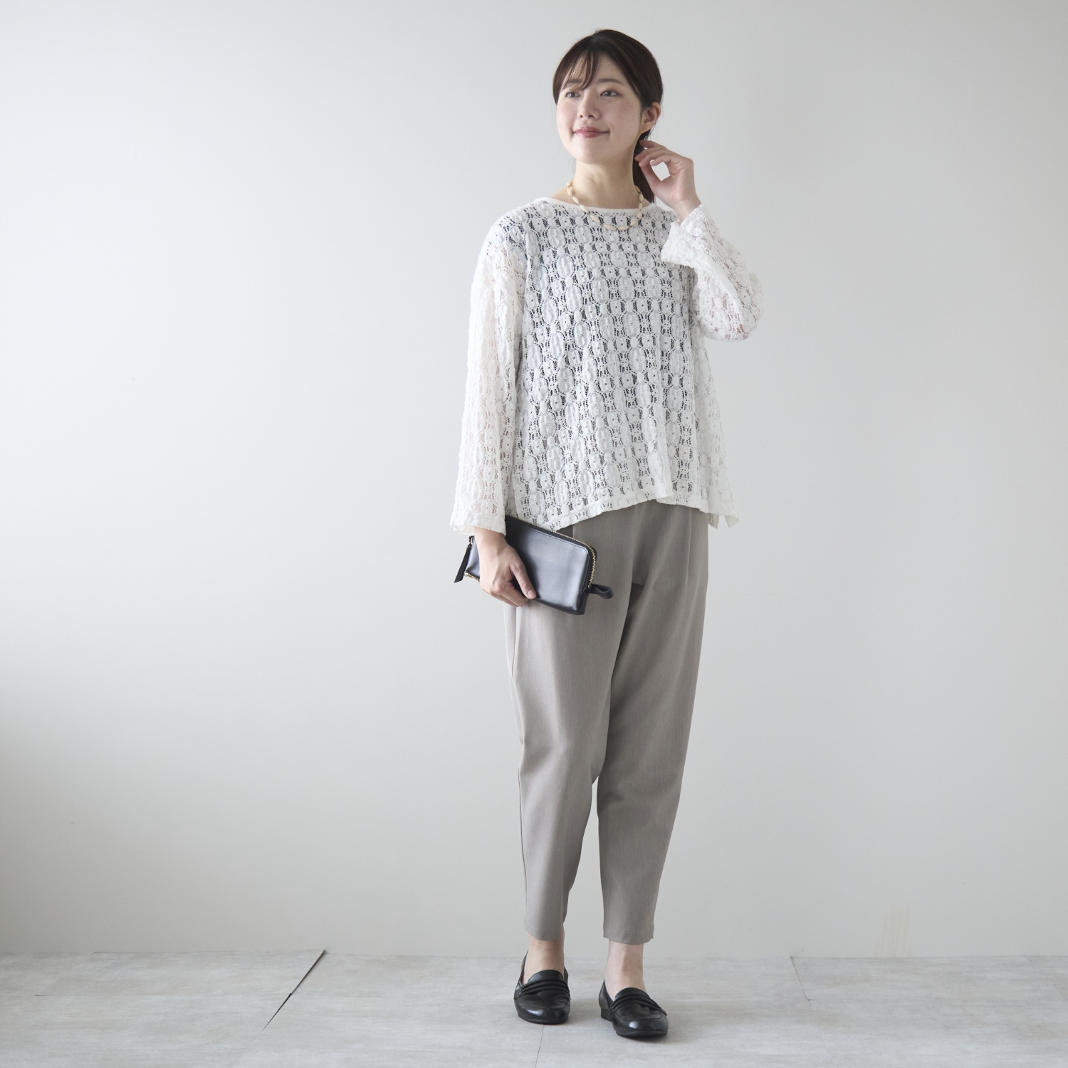 denicher/フラワーストレッチレース　プルオーバー