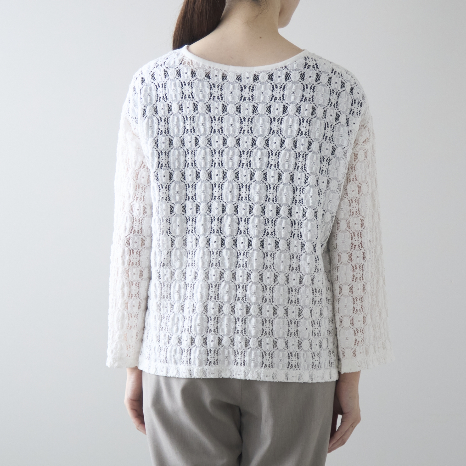 denicher/フラワーストレッチレース　プルオーバー