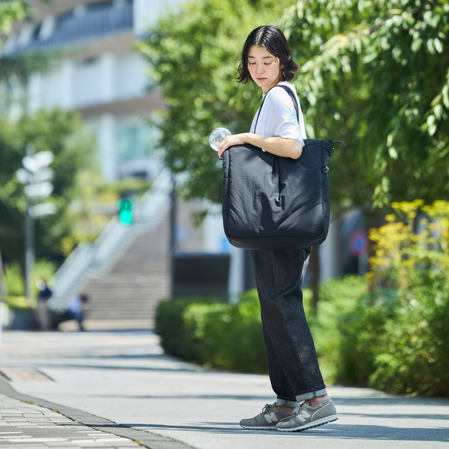 Kilka/自立して特大うちわも入る、大人のための推し活撥水トートバッグ
