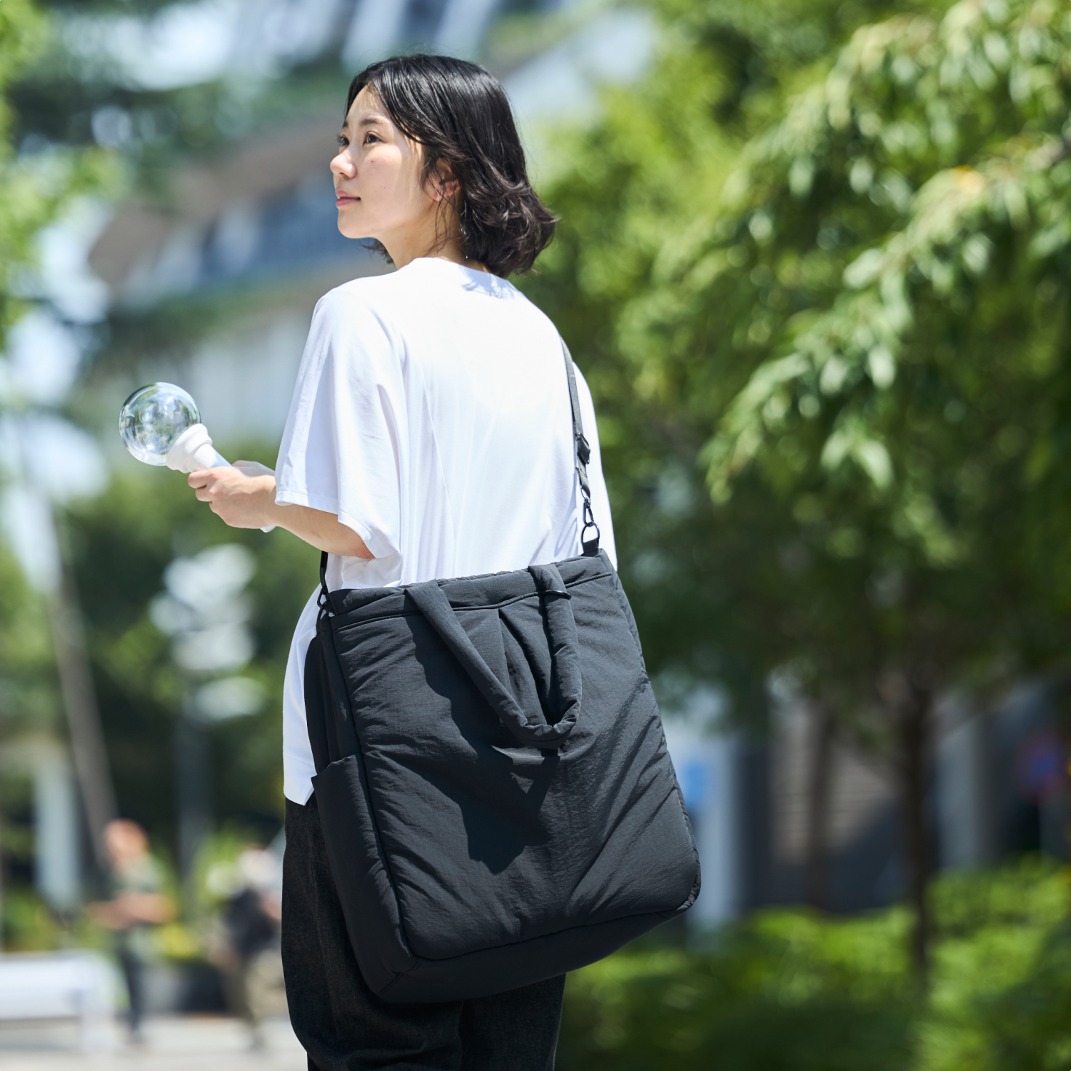 Kilka/自立して特大うちわも入る、大人のための推し活撥水トートバッグ