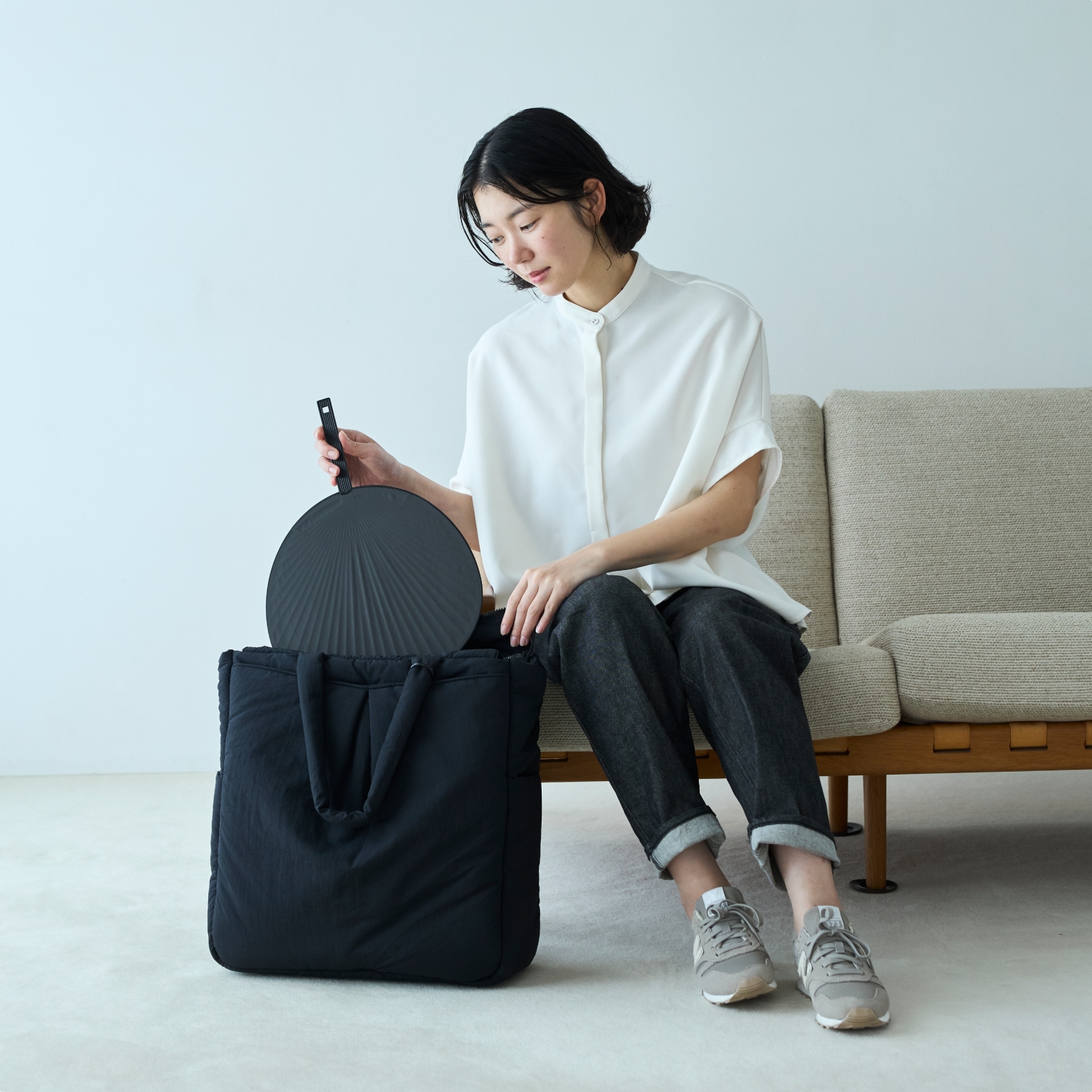 Kilka/自立して特大うちわも入る、大人のための推し活撥水トートバッグ