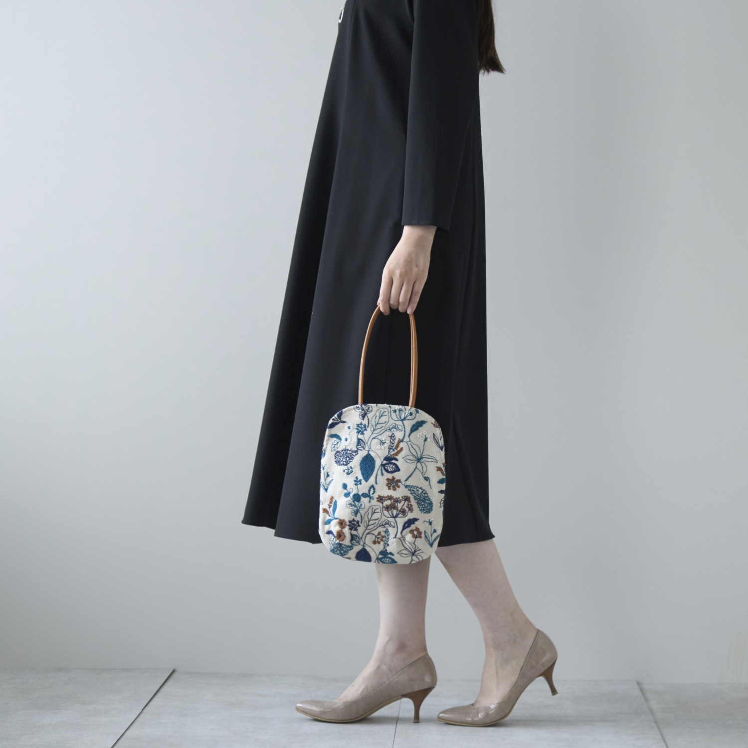 muuc/筆記帳刺繍 ミニサイズバッグ