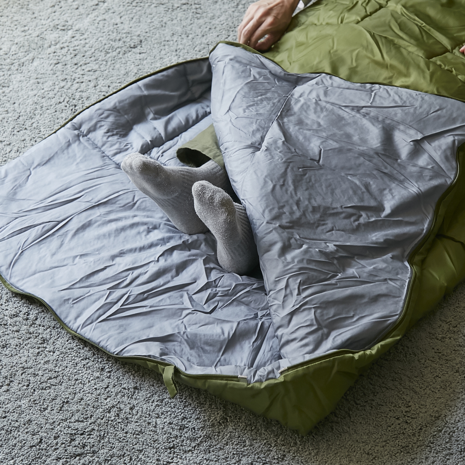 SONAENO クッション型多機能寝袋 -災害時でも安心、普段使いできる