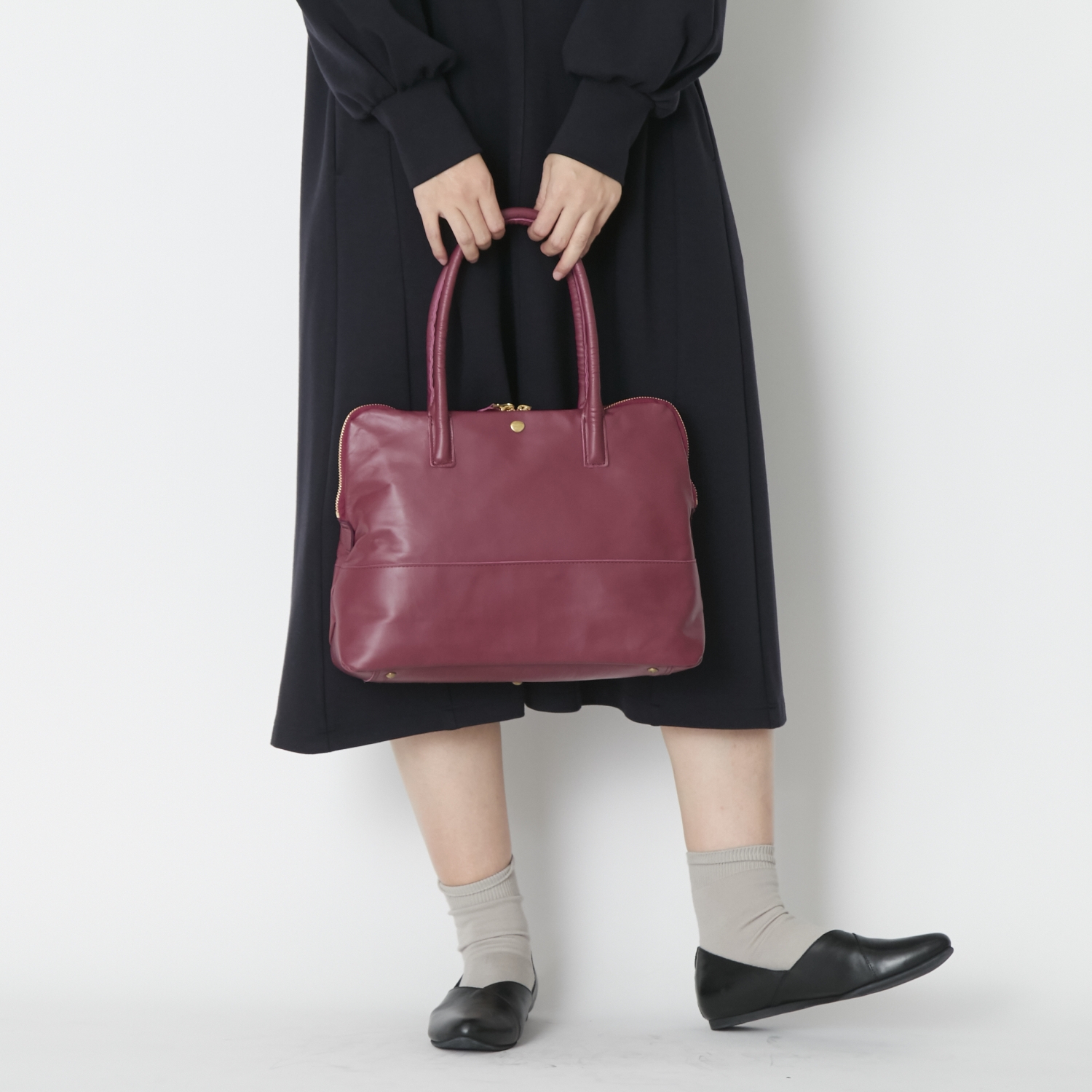 Neutral Gray/バッグ ハスキー M -オールレザーなのに軽い、ホース 