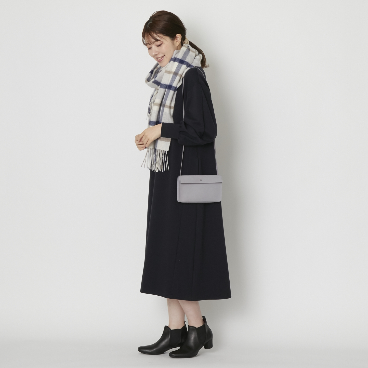 mercredin./ミニショルダーバッグ enveloppe -必要最低限を美しく 