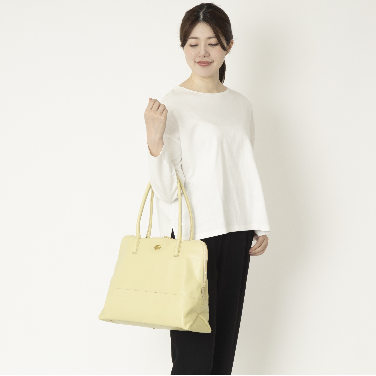 Neutral Gray/バッグ ハスキー L -お仕事にも普段使いもしやすい Neutral Gray/バッグ ハスキー L -お仕事にも普段使いもしやすい