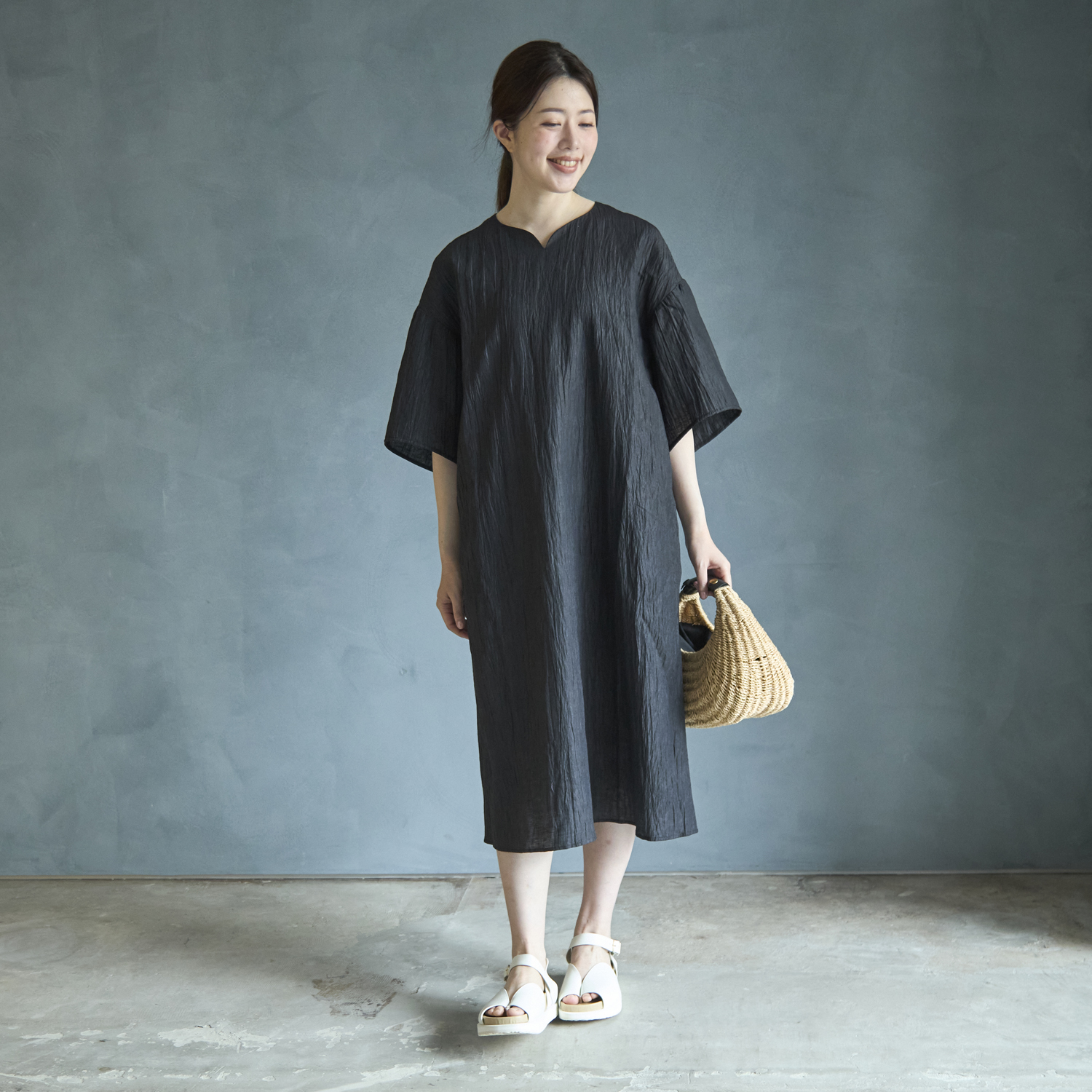 Kilka/軽くてすぐ乾くシャーリングワンピース