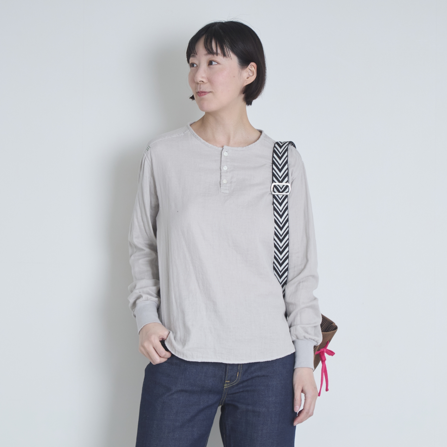 motone/ヘンリーネックシャツ