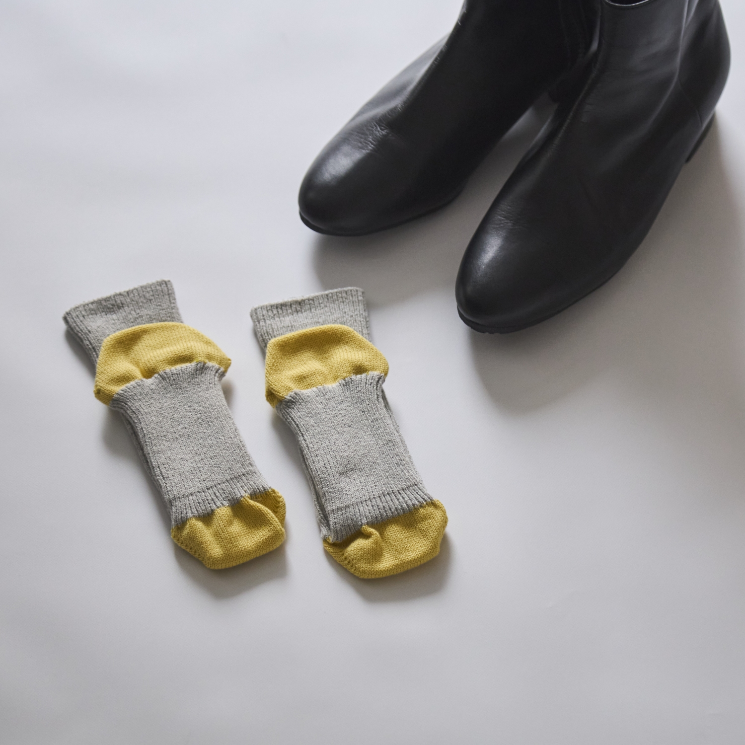 Kilka/わたしのためののびのびくつした 2足セット